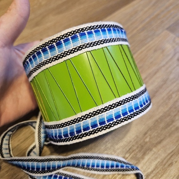 Set Of 2 Vtg Hand Painted Small Hand Drums Bongo Aruba Dominicana W/Strap Bird - Picture 3 of 10